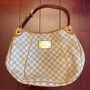 Louis Vuitton Shoulder Bag